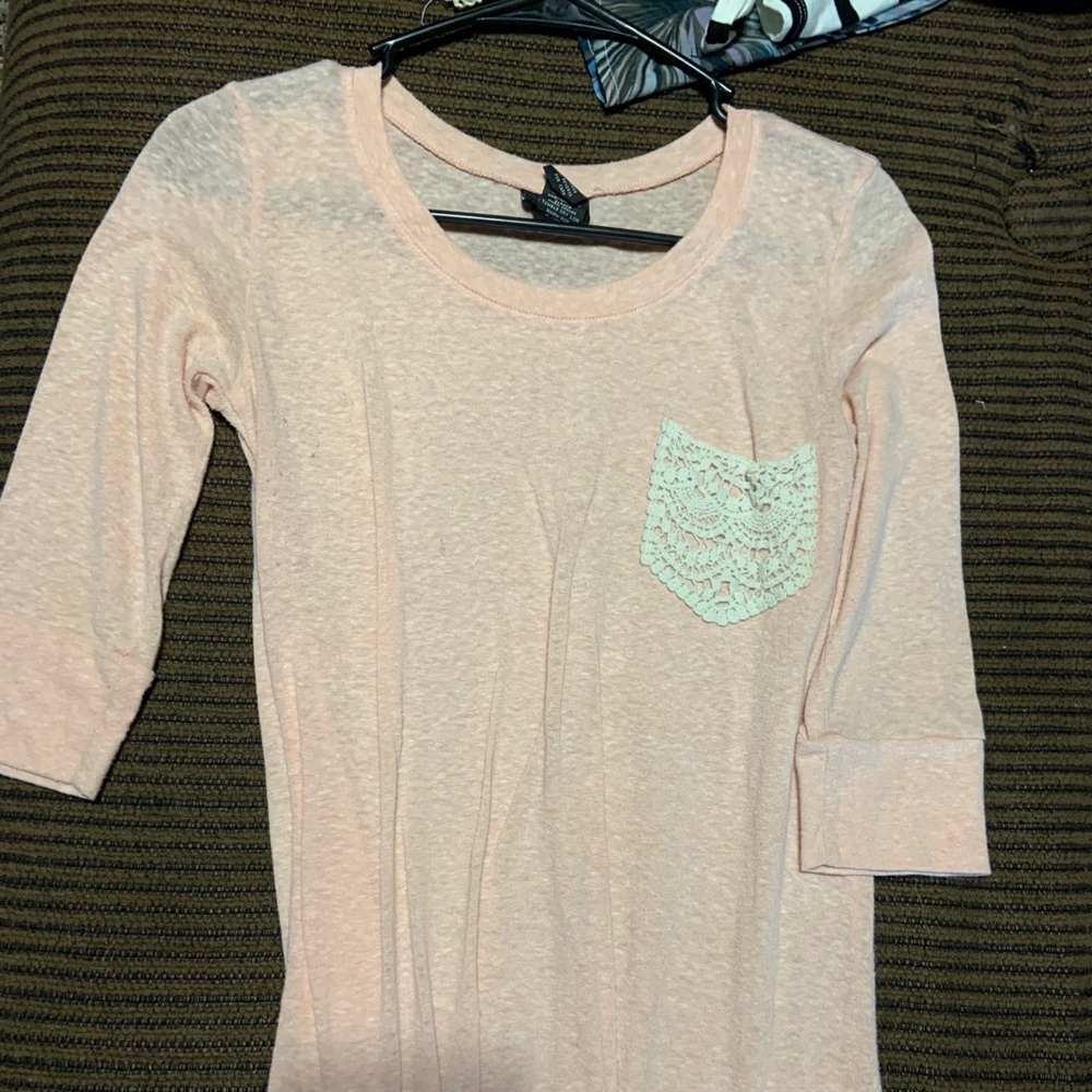 RUE 21 pink/white shirt